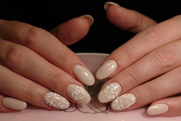Manucure mariage beige