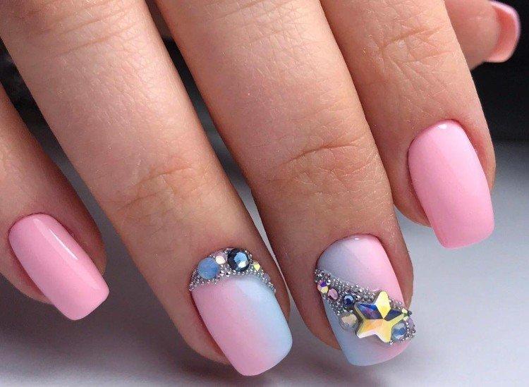 Manucure rose - photos et idées