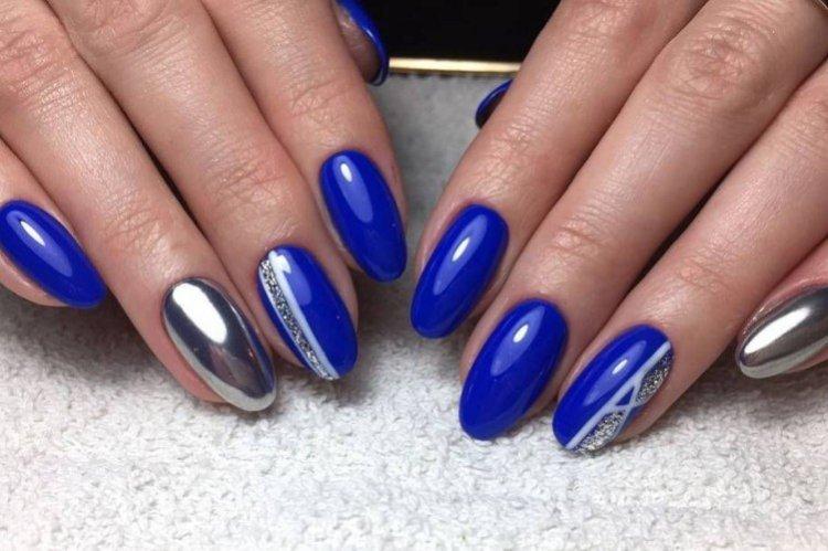 Manucure bleue - photos et idées