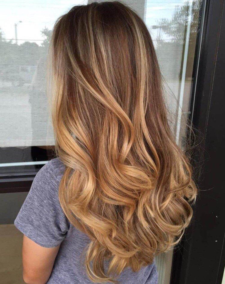 Balayage sur cheveux châtain clair - photos et idées