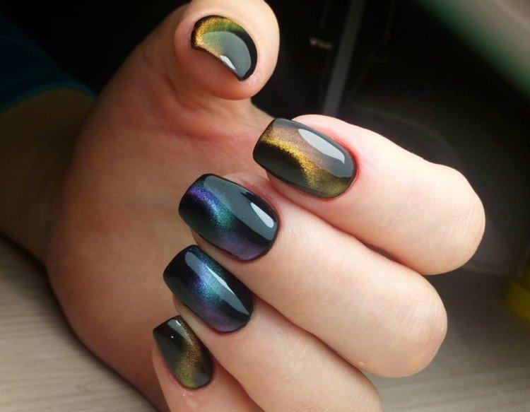 Manucure œil de chat effet caméléon