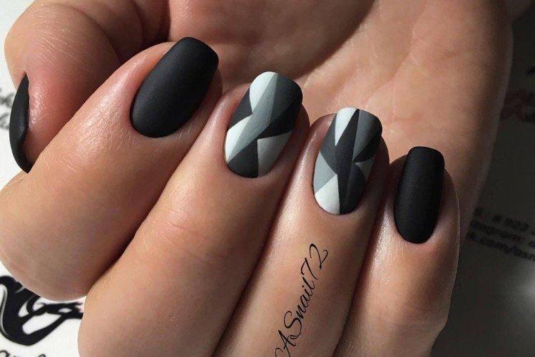 Manucure sombre - photos et idées