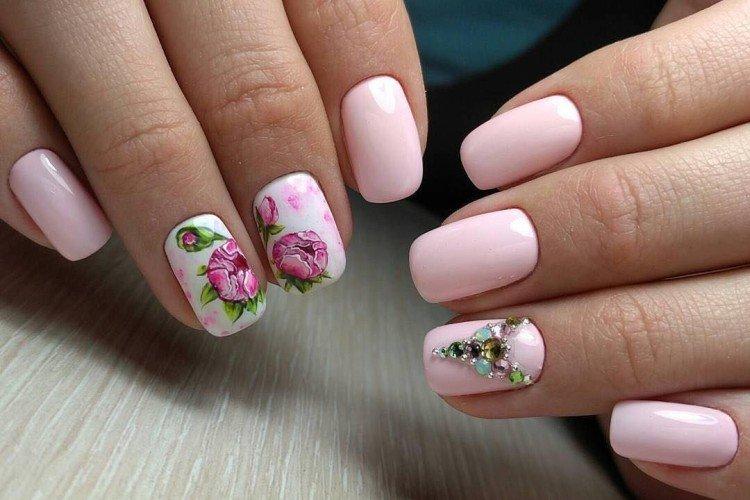 Manucure légère - photos et idées