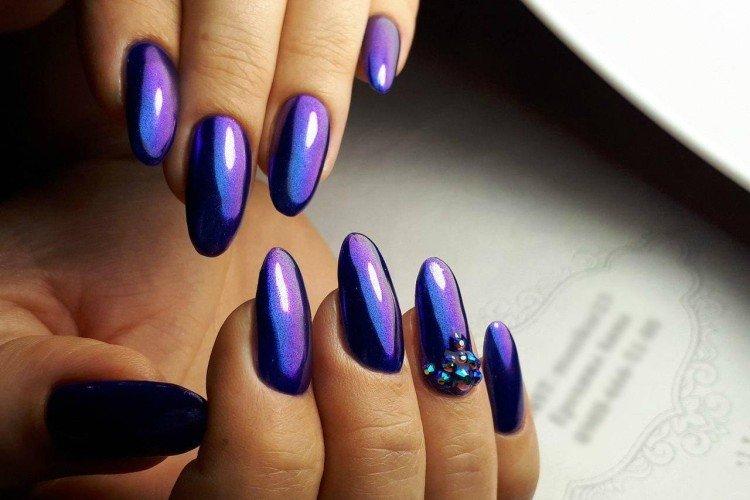 Dessins d'ongles foncés