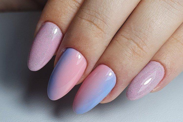 Manucure pastel délicate