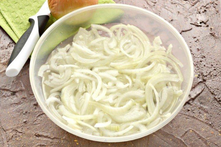 Oignons marinés pour hareng