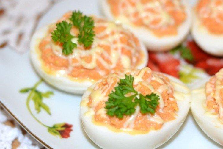 Oeufs farcis aux carottes