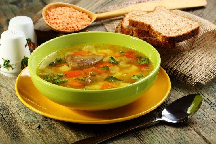 Soupe aux lentilles et coeur de poulet