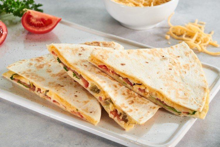 Quesadilla au poulet et jambon