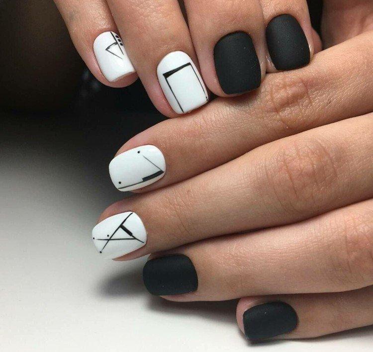 Manucure noir et blanc
