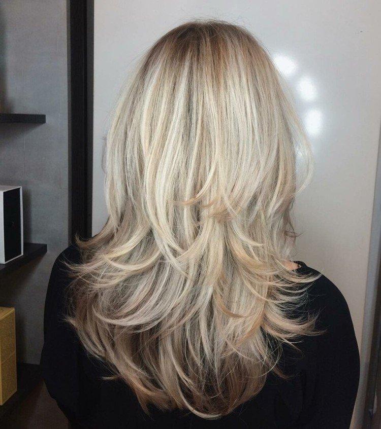 Coupe de cheveux en cascade - photos et idées