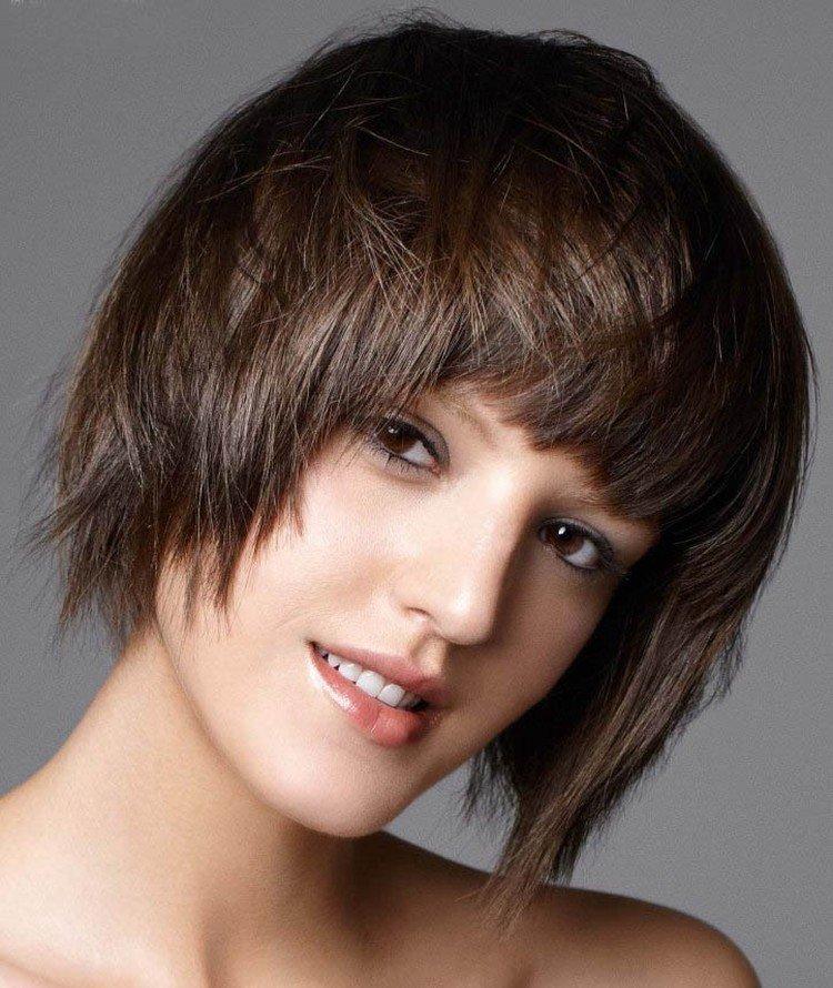 Coupe de cheveux Aurora - photos et idées