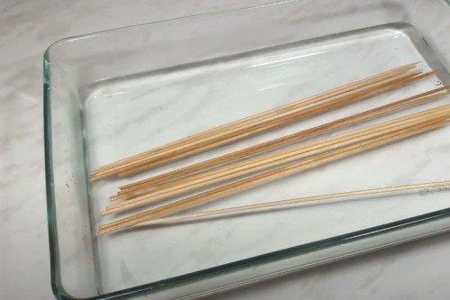 Brochettes de porc - une recette classique