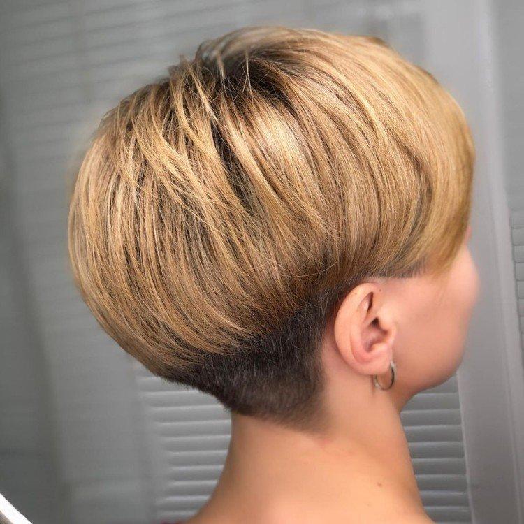 Chapeau de coupe de cheveux - photos et idées