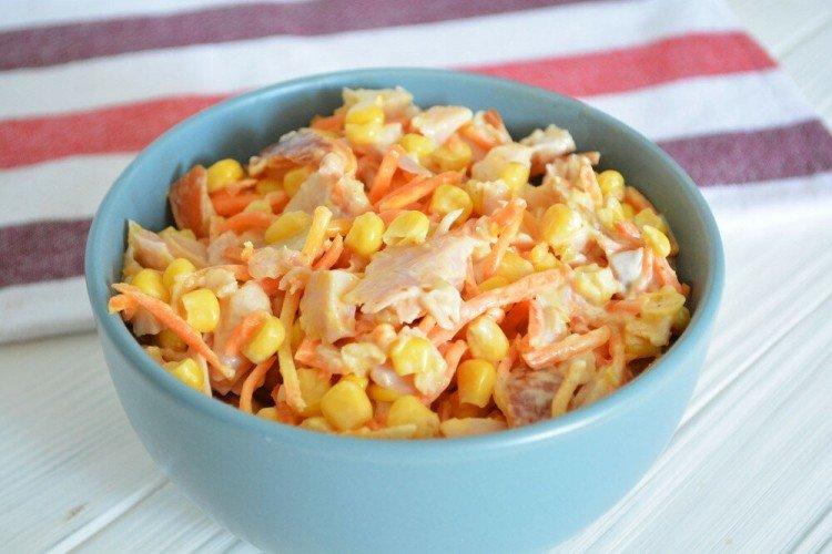Salade coréenne au poulet et aux carottes