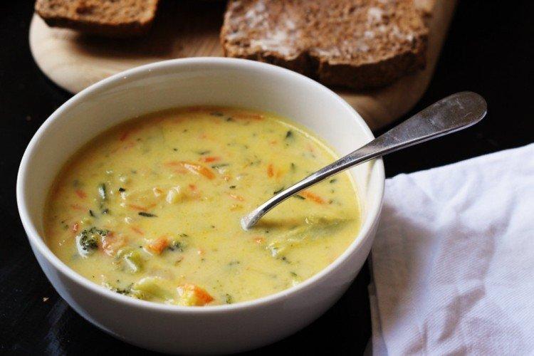 Soupe aux lentilles et au fromage
