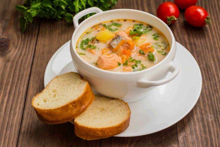 Soupe au fromage au saumon