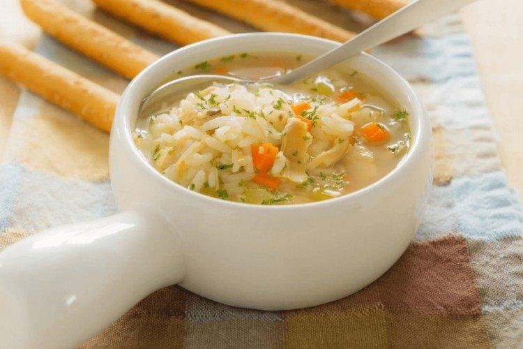 Soupe de riz au poulet