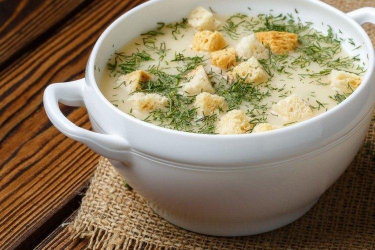 Soupe de poulet au fromage