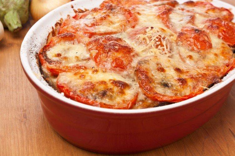 Dinde aux pommes de terre et tomates