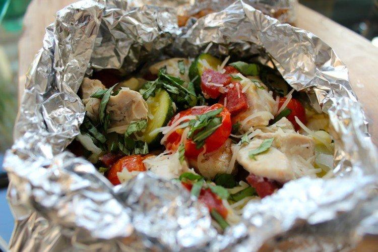 Dinde aux légumes en papillote