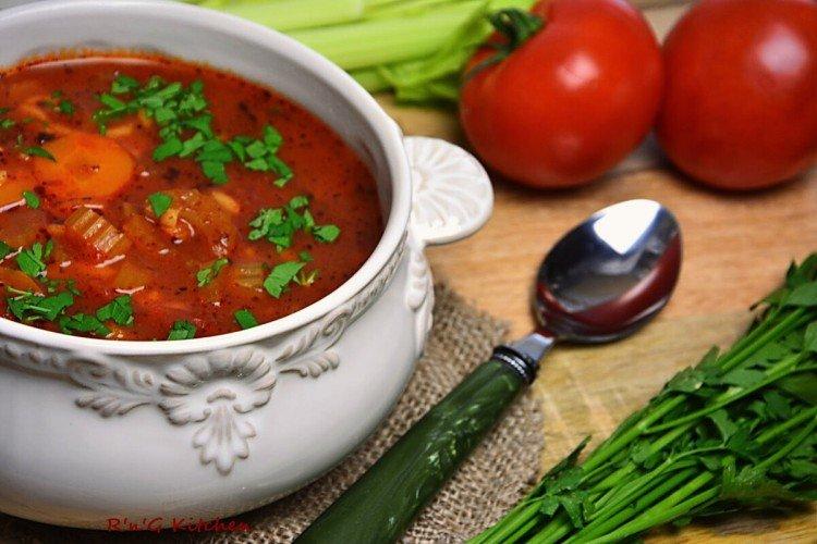 Soupe de tomates au chou