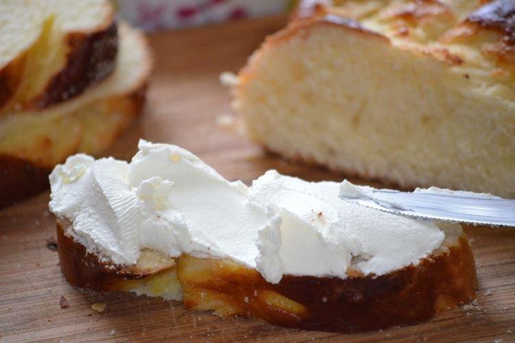 Fromage Philadelphia avec du kéfir et du lait Fromage Philadelphia avec du kéfir et du lait