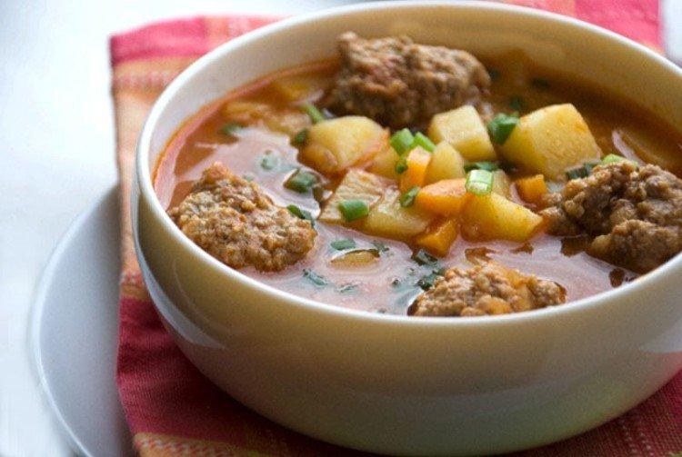Soupe aux boulettes de boeuf