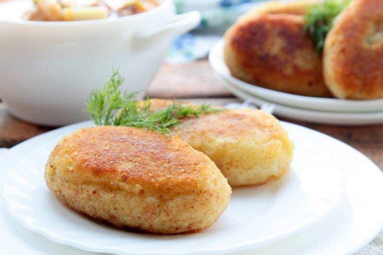 Zrazy de pommes de terre au poisson en conserve