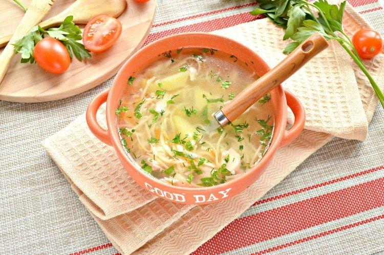 Soupe à la dinde et aux nouilles