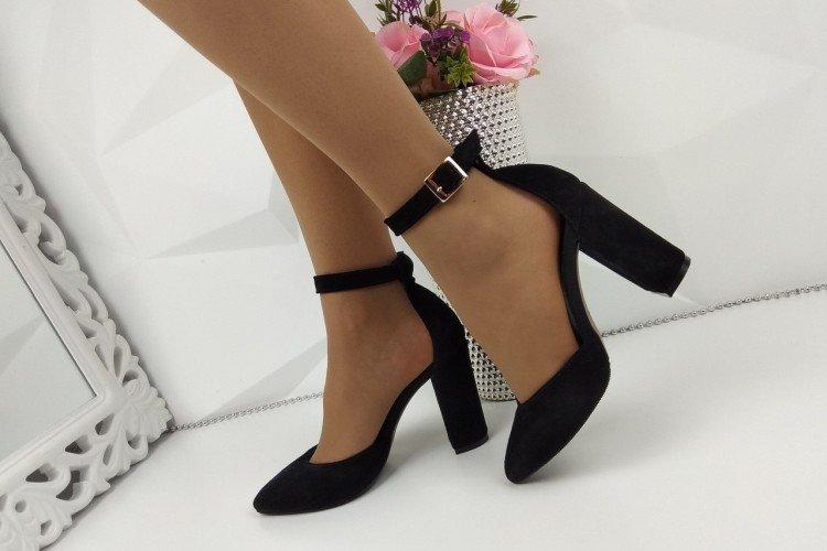 Chaussures pour femmes à la mode 2021 - photos et idées