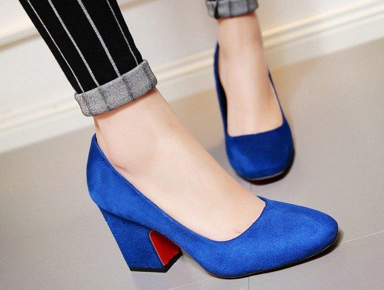 Chaussures pour femmes à la mode 2021 - photos et idées