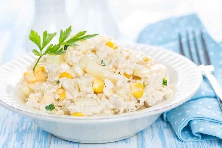 Salade de poulet, chou chinois et ananas