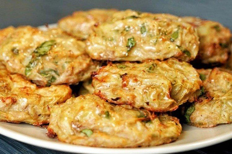 Chou et escalopes de viande hachée