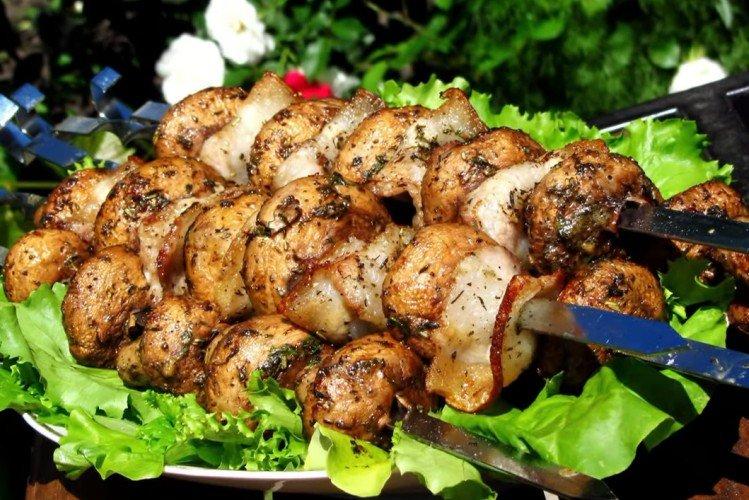 Champignons au bacon sur le grill
