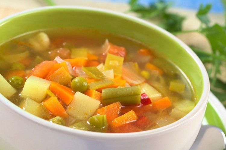 Soupe Végétarienne aux Légumes