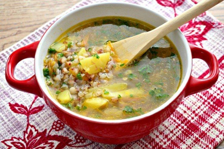 Soupe de pommes de terre au sarrasin