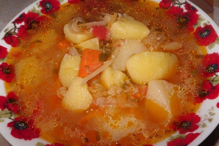 Soupe d'orge perlée au chou