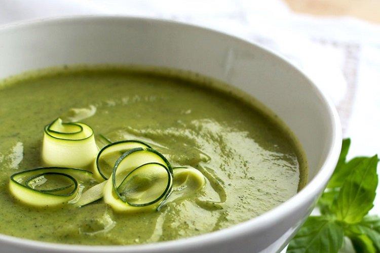 Velouté de courgettes et épinards