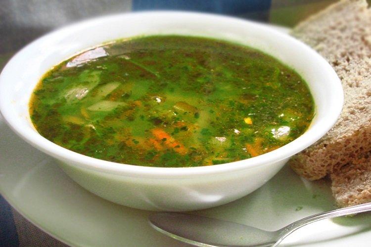 Soupe aux jeunes choux et épinards