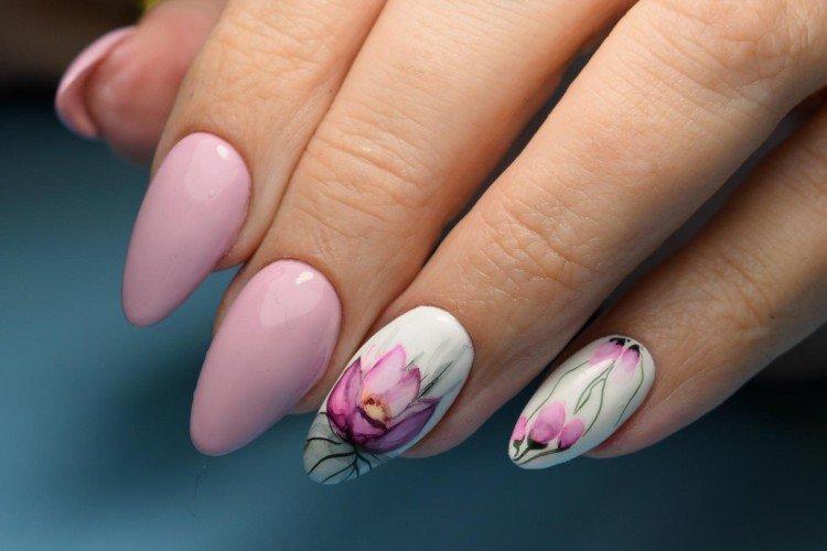 Manucure d'été aquarelle