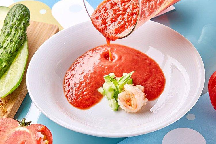 Gaspacho au foie de morue et crevettes