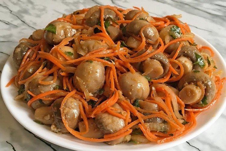 Champignons à la coréenne avec carottes