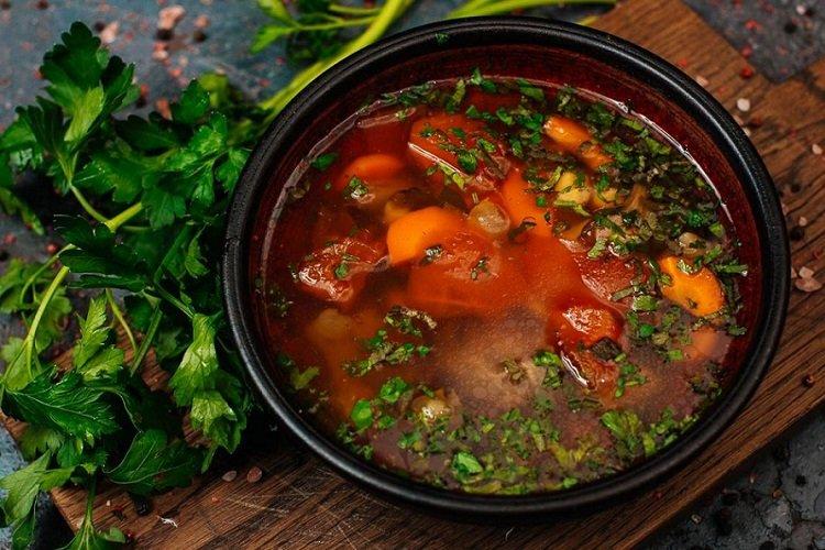 Shurpa de boeuf azerbaïdjanais