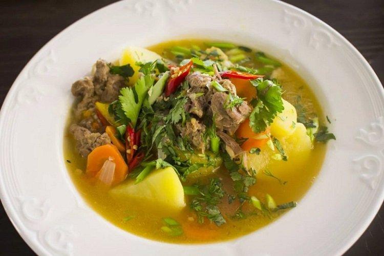 Shurpa au bœuf tatar