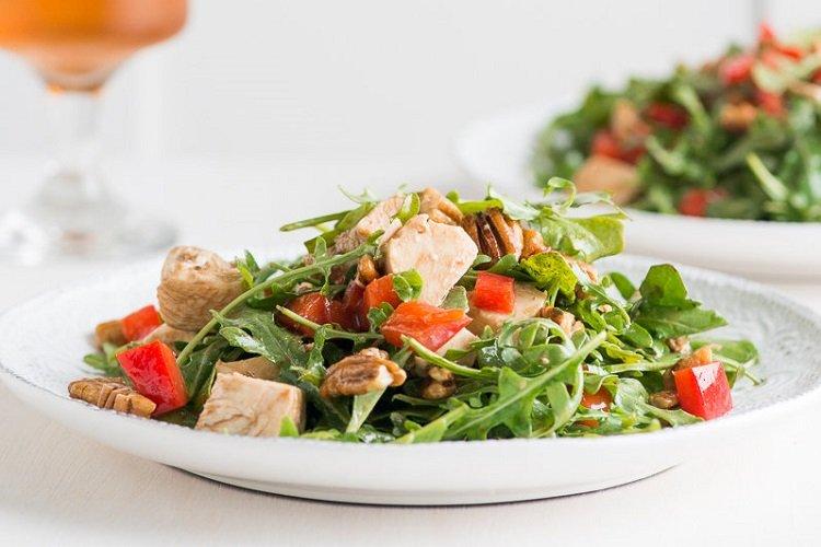Salade de poulet et roquette