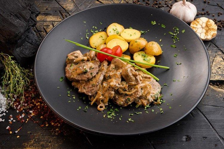 Porc Boeuf Stroganoff Incroyable