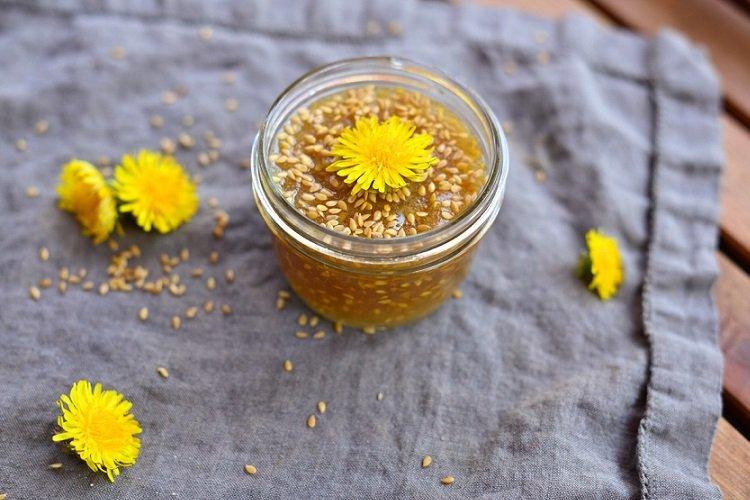 Confiture de pissenlit aux graines de sésame