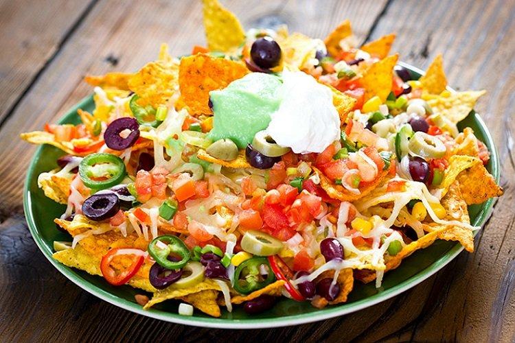 Salade épicée aux chips de nachos