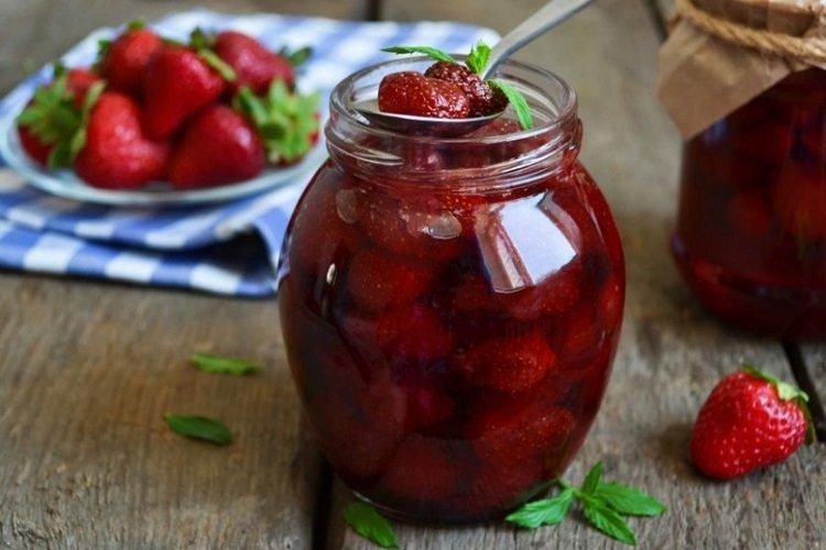 Confiture de fraises Un jour